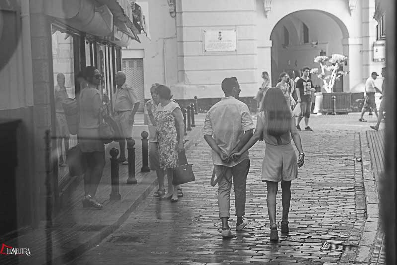 Reportaje de fotos de Preboda en Cádiz, una mirada a través de unos fotógrafos sevillanos con ganas