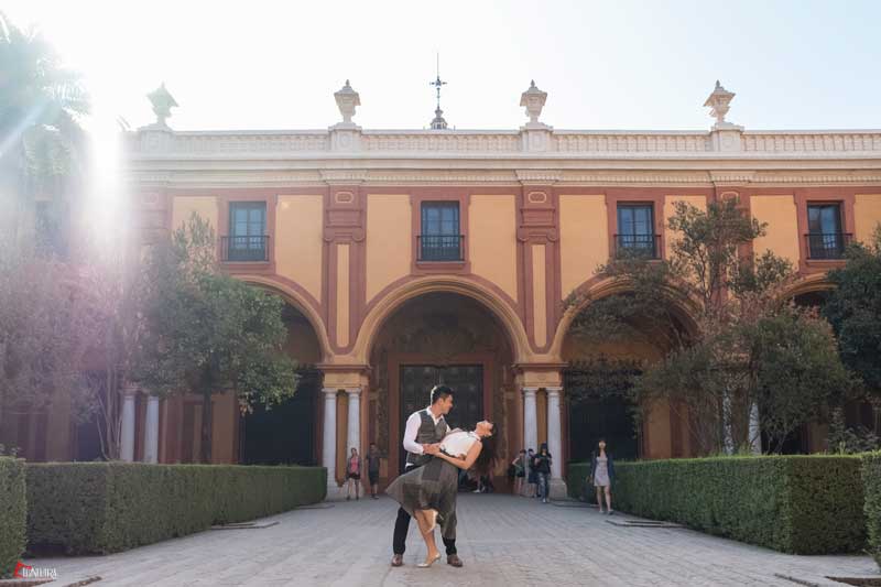 professional photographer in Seville, best images of your visit to Seville, photographer for your travel Pictures of Plaza de España Alcazar of Seville